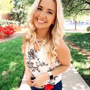 Meet your Posher, Hannah